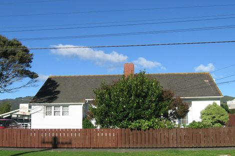 Photo of property in 34 Athlone Crescent, Boulcott, Lower Hutt, 5011