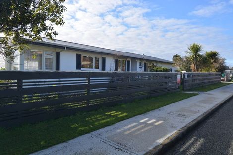 Photo of property in 2 Medway Street, Kingswell, Invercargill, 9812