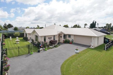 Photo of property in 21 Newbrook Terrace, Darfield, 7510