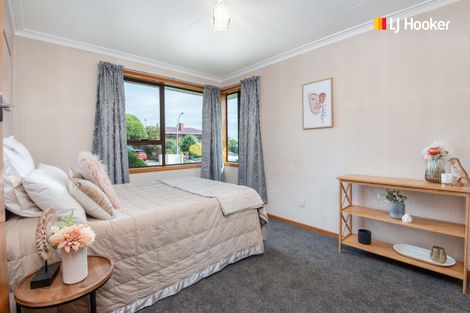 Photo of property in 21 Kinmont Crescent, Kinmont Park, Mosgiel, 9024