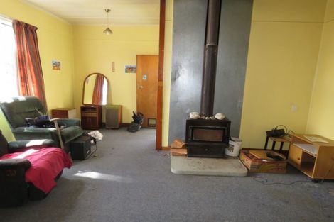 Photo of property in 73 Shiel Street, Reefton, 7830