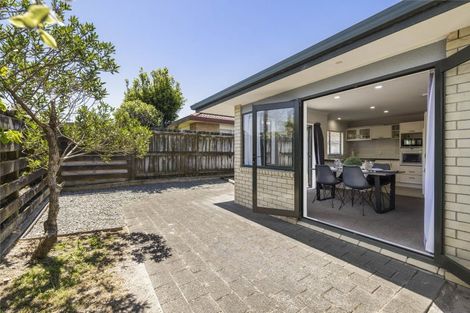 Photo of property in 53 Dalton Drive, Papamoa Beach, Papamoa, 3118
