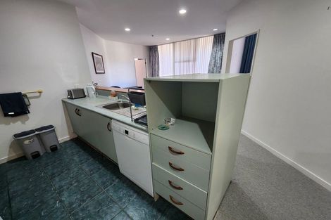 Photo of property in Terrace Tower Apartments, 6b/126 The Terrace, Wellington Central, Wellington, 6011