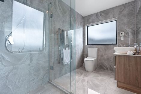 Photo of property in 25b Arrowsmith Drive, Flat Bush, Auckland, 2019