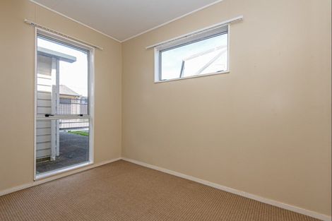 Photo of property in 15 Leander Place, Milson, Palmerston North, 4414