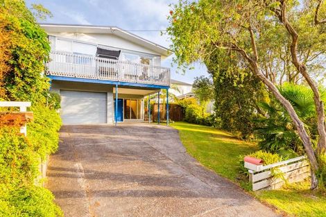 Photo of property in 61 Sheridan Drive, New Lynn, Auckland, 0600