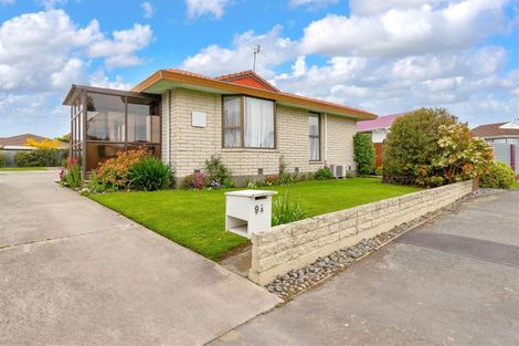 Photo of property in 1/9 Castile Place, Belfast, Christchurch, 8051