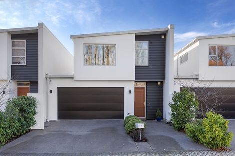 Photo of property in 15 Seager Lane, Hillmorton, Christchurch, 8024