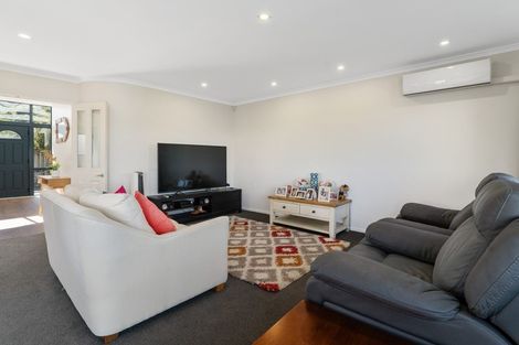 Photo of property in 7 Cromarty Place, Papakowhai, Porirua, 5024