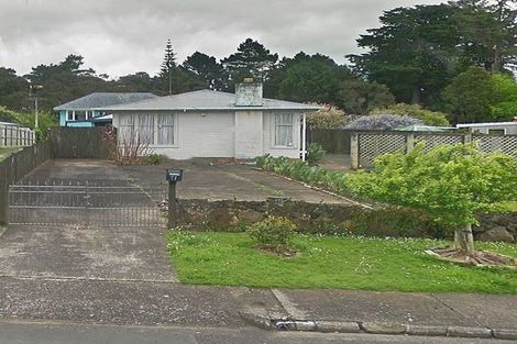 Photo of property in 71 Smythe Road, Henderson, Auckland, 0612