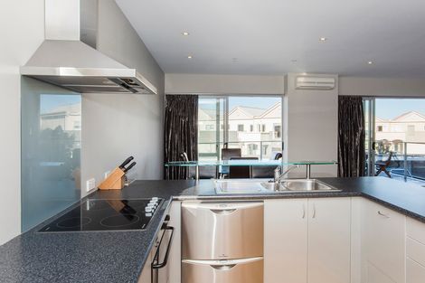 Photo of property in Bay View, 3/90 Customhouse Street, Gisborne, 4010