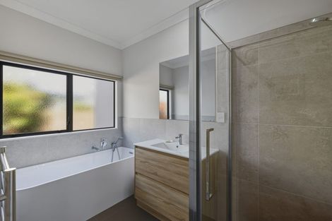 Photo of property in 13b Beach Road, Otumoetai, Tauranga, 3110