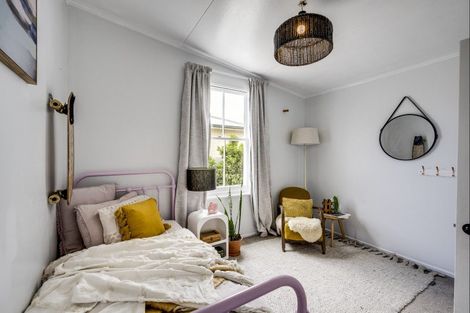 Photo of property in 609b Avenue Road West, Saint Leonards, Hastings, 4120