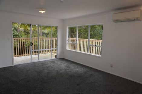 Photo of property in 27 Lyons Avenue, Murrays Bay, Auckland, 0630