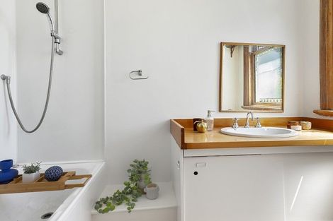 Photo of property in 143 Coromandel Street, Newtown, Wellington, 6021