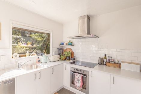 Photo of property in 1/8 Hobday Lane, Mount Pleasant, Christchurch, 8081