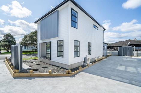 Photo of property in 4c Pohutukawa Street, Woburn, Lower Hutt, 5010