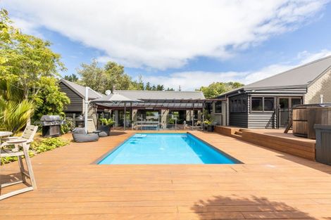 Photo of property in 531 Frankley Road, Hurworth, New Plymouth, 4371