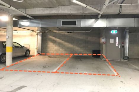 Photo of property in 4/11 Carlos Drive, Flat Bush, Auckland, 2016