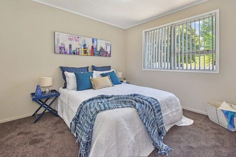 Photo of property in 83 Everglade Drive, Goodwood Heights, Auckland, 2105