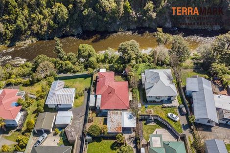 Photo of property in 32 Black Beech Street, Birchville, Upper Hutt, 5018