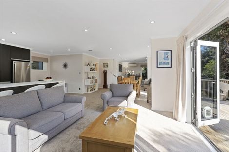 Photo of property in 11 Deptford Lane, Whitby, Porirua, 5024