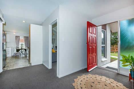 Photo of property in 4 Takapu Place, Bromley, Christchurch, 8062