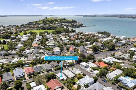 Photo of property in 37 Church Street, Devonport, Auckland, 0624