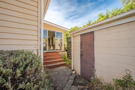 Photo of property in 4512 Christchurch Akaroa Road, Little River, 7591
