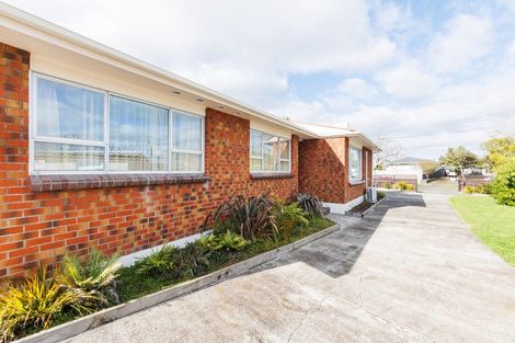 Photo of property in 10a Peters Avenue, Cloverlea, Palmerston North, 4412