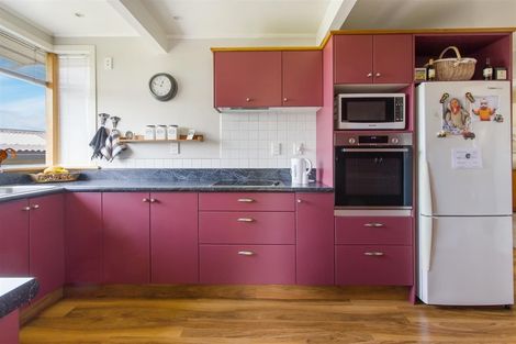 Photo of property in 185 Queen Street, Waimate, 7924