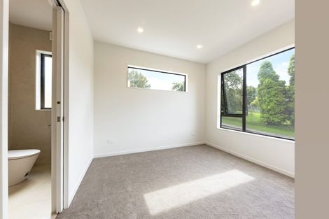 Photo of property in 4a Ramillies Place, Glenfield, Auckland, 0629