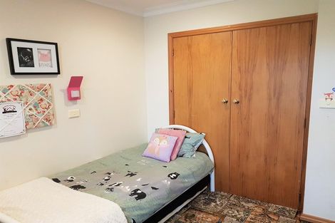 Photo of property in 25 Pohutukawa Drive, Opunake, 4616