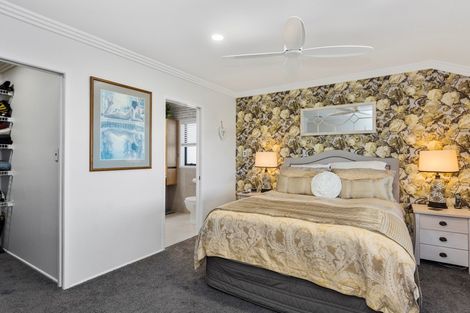 Photo of property in 30 Nicole Place, Papamoa Beach, Papamoa, 3118