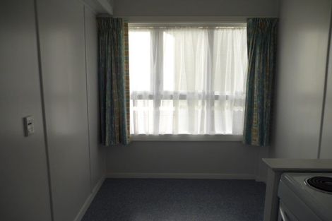 Photo of property in 1/33 Queen Street, Upper Hutt Central, Upper Hutt, 5018