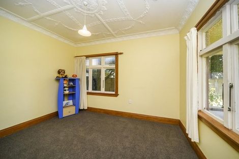 Photo of property in 131 Cook Street, West End, Palmerston North, 4410
