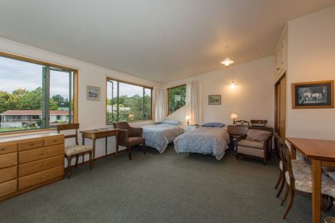 Photo of property in 6 Heuchan Lane, Wanaka, 9305