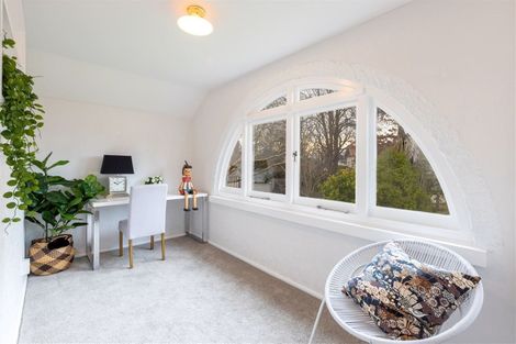 Photo of property in 24 Snowdon Road, Fendalton, Christchurch, 8052