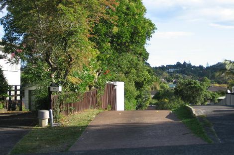 Photo of property in 86 Lantana Road, Green Bay, Auckland, 0604
