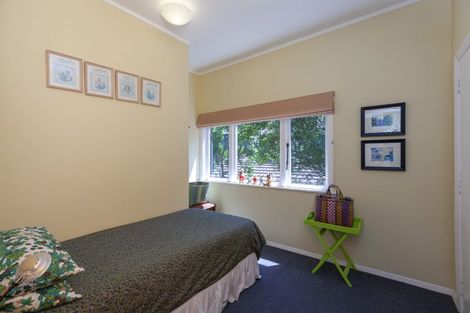 Photo of property in 12 Karekare Road, Raumati South, Paraparaumu, 5032