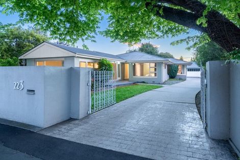 Photo of property in 223 Memorial Avenue, Burnside, Christchurch, 8053