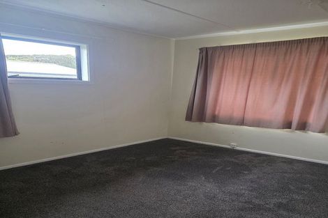 Photo of property in 27 Wainuiomata Road, Wainuiomata, Lower Hutt, 5014
