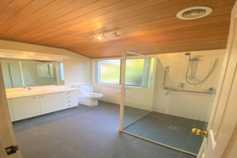 Photo of property in 15 Chatswood Place, Bishopdale, Christchurch, 8051