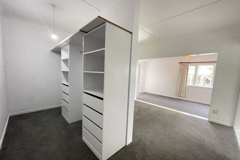 Photo of property in 4 Hillcrest Avenue, Hillcrest, Auckland, 0627