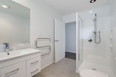 Photo of property in 1 Te Wharo Drive, Papamoa, 3118