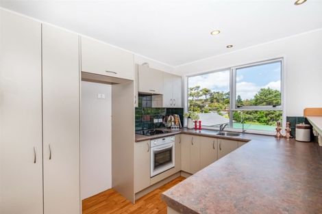Photo of property in 4 Charnley Grove, Glenfield, Auckland, 0629