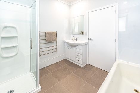 Photo of property in 112 Portal Street, Durie Hill, Whanganui, 4500