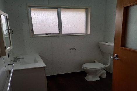 Photo of property in 702 Ferry Road, Woolston, Christchurch, 8023