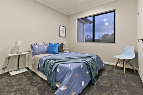 Photo of property in 7 Len Ireland Drive, Kumeu, 0810