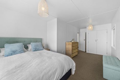 Photo of property in 12 Margaret Avenue, Havelock North, 4130